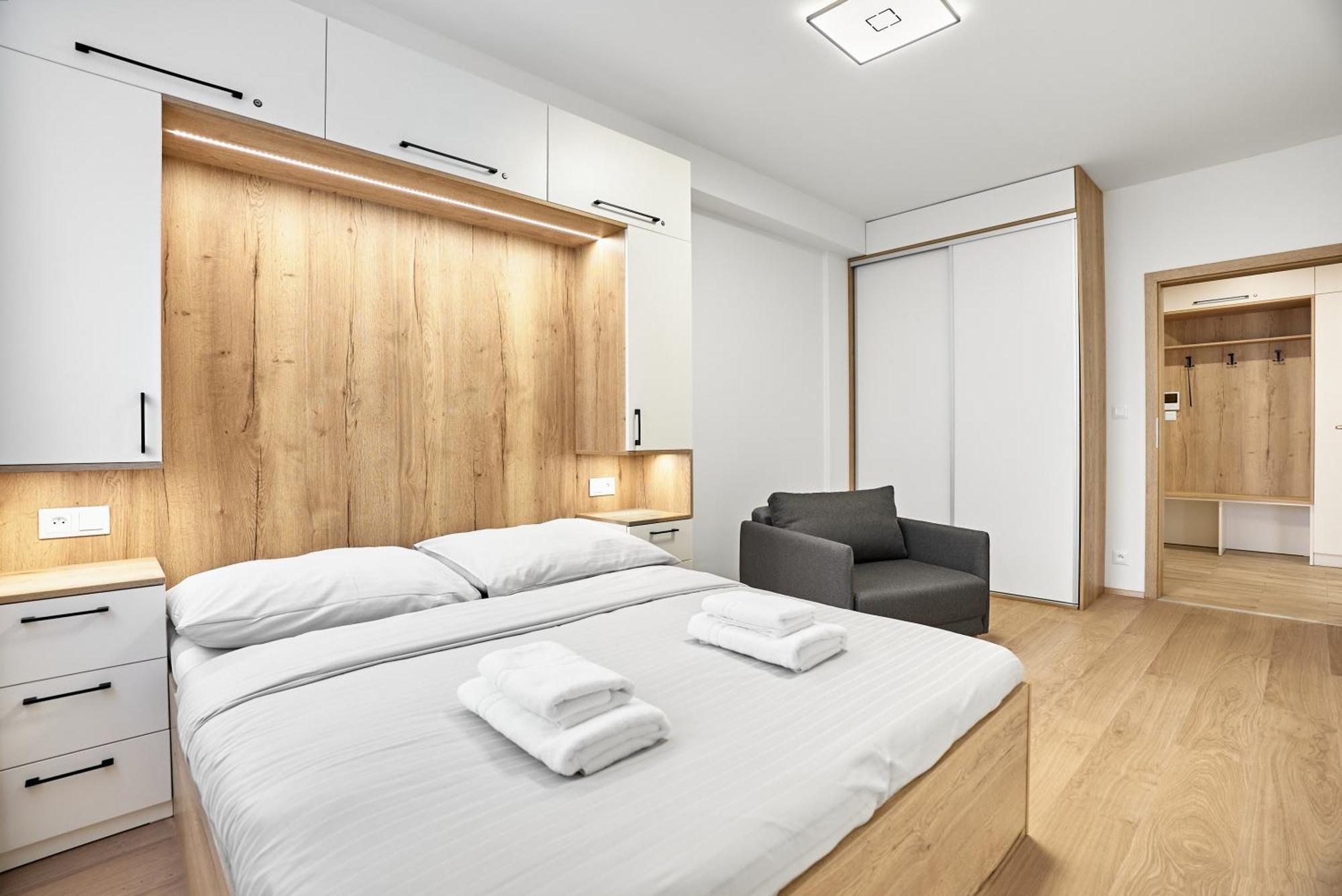 C L E A N O V E C By Mountain Ways Apartment Loučná pod Klínovcem Екстериор снимка